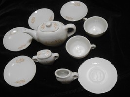 Vtg 12 pc porcelain Tea Set teapot cups sugar creamer w/ lids dainty flowers  - £11.60 GBP
