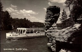 Real Photo POSTCARD-TOUR Boat On Wisconsin Dells, Wisconsin BK61 - £4.73 GBP