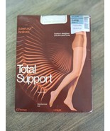 Vintage JC Penny Long White Nude Heel Panty Hose Made In USA  - $17.84 CAD