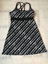 Soybu M Medium Dress Black White Criss Cross Athletic Stretch Shelf Bra  - £25.36 GBP