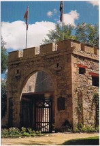 Postcard Fort Garry Gate Winnipeg Manitoba Canada Post - $2.96