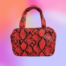 Ipsy Glam Bag X Bailey Sarian Red/Black Faux Snakeskin Makeup Bag NWOT - £27.77 GBP