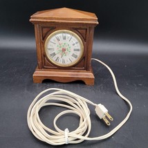 Vintage Howard Miller Co Barwick Chronopak Electric Clock Wood Grain Finish - £11.73 GBP