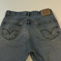 36 x 33.5 ~ Tag: 36 x 34 ~ Vintage 90s Levis 505 Jeans ~ Black Bat Wings - $36.96