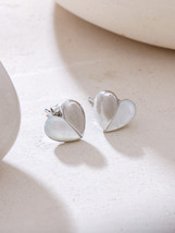Kicky and Perky 925 Sterling Silver Mother of Pearl Heart Studs Earrings... - $41.99