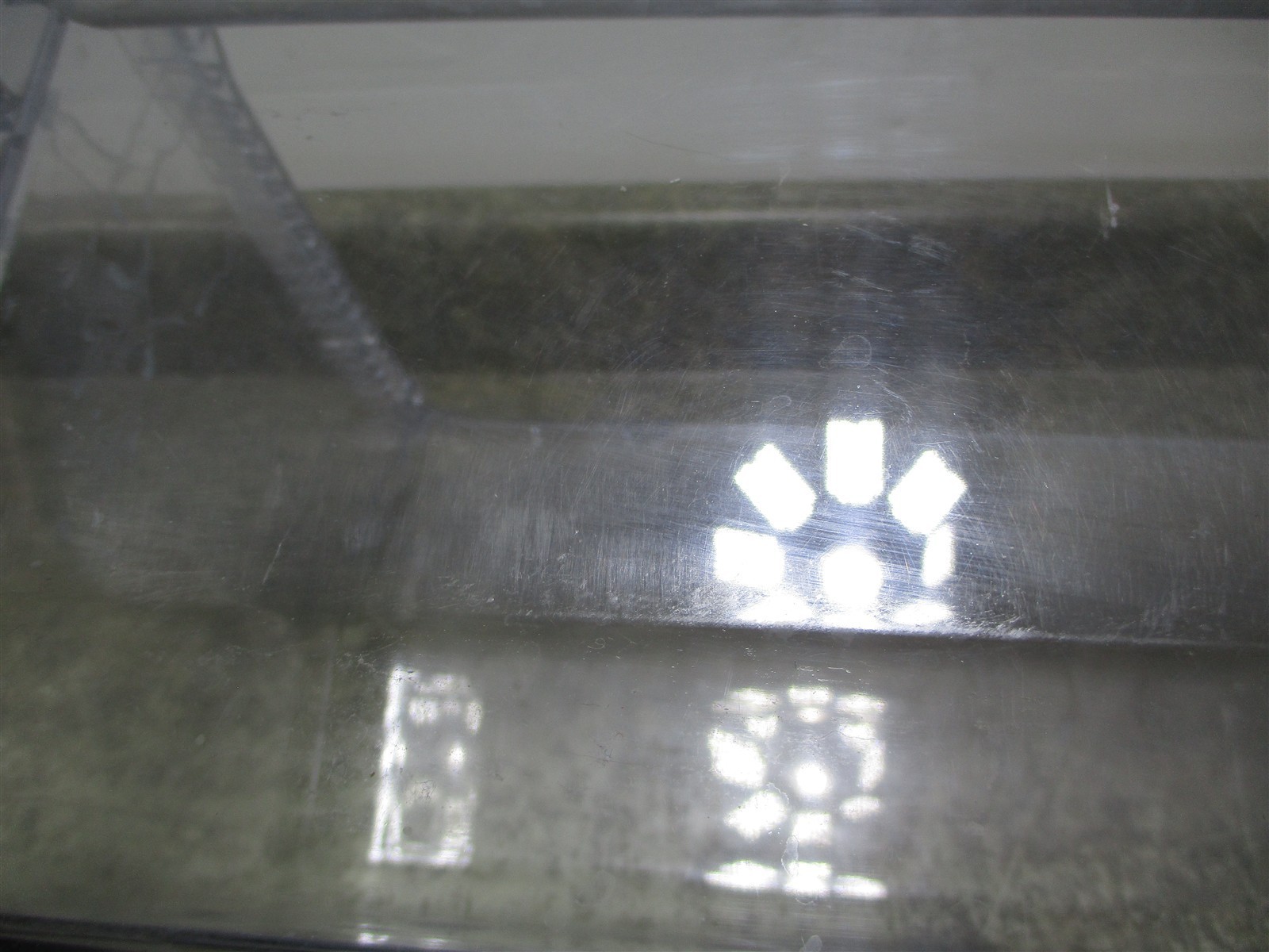 SAMSUNG REFRIGERATOR LOWER CRISPER DRAWER SCRATCHES PART # DA97-06131E Item image 3