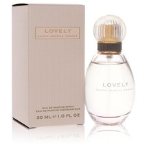 Lovely by Sarah Jessica Parker Eau De Parfum Spray 1 oz for Women - £18.98 GBP