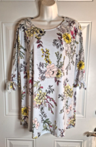 West Loop Short Tie Sleeve Light blue Floral Scoop Neck Tunic Top Blouse Size XL - £10.89 GBP