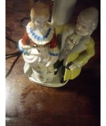 Victorian Man and Woman Table Lamp Made in Japan Gold Accents Vintage - $372.91 MXN