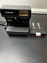Polaroid 600 One Step Instant Film Camera With Film - £49.69 GBP