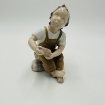Bing & Grondahl Figurine Boy Shoe in Tan Pants Help Me Mum Denmark Vintage 2275 - $78.21