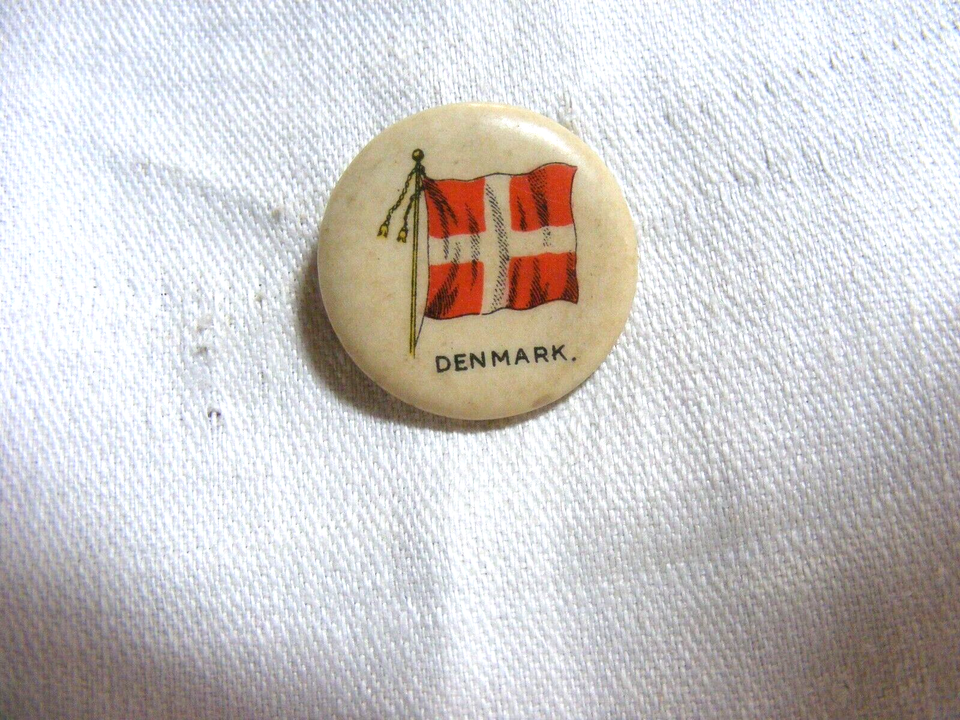 Vintage 1900&#39;s Duke Cigarette Button Pin Whitehead &amp; Hoag Co. Denmark 15-t - $19.79