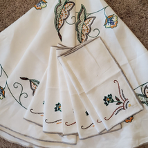 Vintage Hand Embroidery 60 Inch Table Cloth + 6 Napkins 13x13 Inch - $115.94