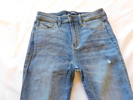 Hollister California 3L W 26 L32 Juniors women Denim jeans High Rise Super Sknny - $39.59