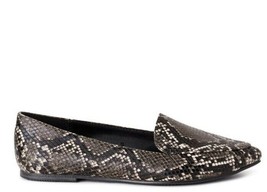Time and Tru ~ Women&#39;s Size 6W ~ Black ~ Snake ~ Feather Flats ~ Shoes - £17.60 GBP