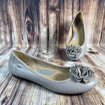 Boc Born Concept Womens Size 8.5 Grey Leather Shoes Loafers Flats Flower - £26.57 GBP