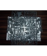 Warhammer 40,000 - Drukhari Raider - Complete On Sprue - $41.90