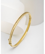 14K Gold Bangle-Engraved Gold Bracelet-Hinged Gold Bangle-Sandblasted Ba... - €797,42 EUR+