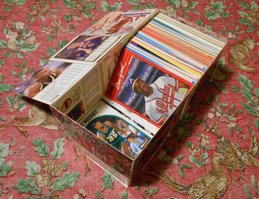 Lot (100) NFL Football Cards, Random mid-1980's to mid-1990's. For Arts & Crafts