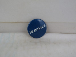 Vintage US Political Pin - Walter Mondale 1970s Pin - Celluloid Pin  - £15.18 GBP