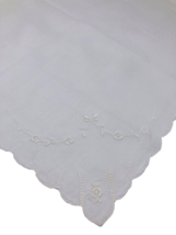 Vtg 1940s Hanky Handkerchief White Delicate Embroidery Embroidered Roman... - $295.54 MXN