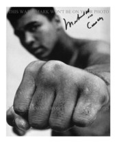 Muhammad Ali The Greatest Boxer Autographed Rpt Photo 8&quot;x10&quot; Cassius Clay Fist - £15.94 GBP