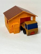 1972 Mattel Motor Putt-Putt Railroad Train Set parts Gas Building &amp; Wood... - $11.85