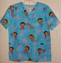 EXCELLENT WOMENS NICK JR. &quot;DORA the EXPLORER&quot; PRINT SCRUBS TOP  SIZE S - $18.65