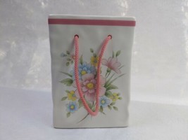 1985 FTDA Vase with Flowers Made In Japan - £10.31 GBP
