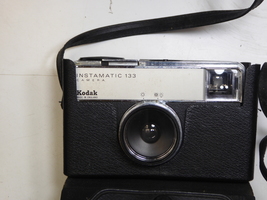 Kodak Eastman : Instamatic 133 - (SB10) - $10.00