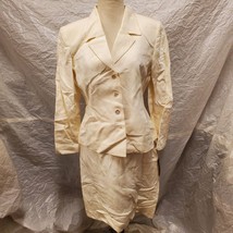 Dana Buchman Petite Women&#39;s White Blazer and Skirt Set, Blazer Size 8P S... - £193.94 GBP
