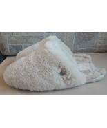 UGG Australia Women’s Fluffy Ivory Shearling Slip On Slippers Size 7 U2 - $589.95 MXN