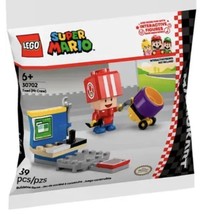 LEGO - Super Mario Kart - Toad (Pit Crew) Building Toy 30702 - $14.01 CAD
