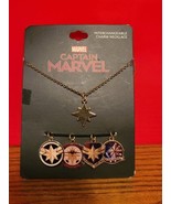Captain Marvel Necklace Set Interchangeable Gold Charms Comics Fan Gift - $315.59 MXN