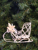 Vintage Ksa Iridescent Ecru Wire Xmas Sleigh Ornament - £7.16 GBP