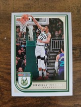 2022-2023 NBA Hoops #44 Giannis Antetokounmpo - Milwaukee Bucks - NBA - $2.96