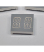 Lot of 20 Para Light Common Cathode Super Red Dual Alpha Numeric Display... - $59.39