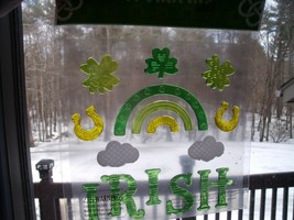 NEW St Patricks Day GEL CHARMS Window Clings Decals SHAMROCKS Rainbow IRISH - $9.85