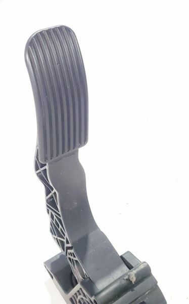 2021 Mercedes Sprinter Van 2500 OEM Accelerator Pedal a9073010200 Item image 9