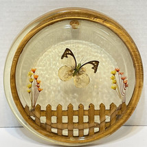 Vintage Gamut Designs Lucite Encased Butterfly Picket Fence Flowers Round Trivet - £16.92 GBP