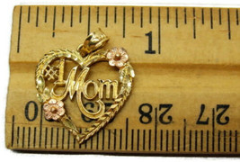 #1 Mom Heart 14Kt Yellow Gold &amp; Rose Floral Pendant 1.4g - £134.94 GBP