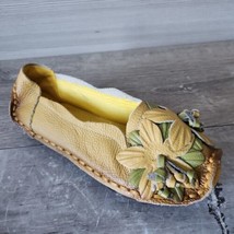 Socofy Boho 3D Flower Leather Flex SlipOn Shoes Yellow Gold Size 250/ 7.... - £29.87 GBP