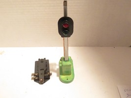 LIONEL TRAINS POST-WAR 153 BLOCK SIGNAL W/PLATE- WORKS FINE- 0/027- GOOD... - $26.55