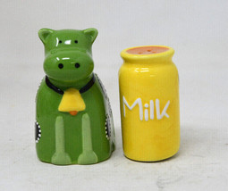 Farmhouse Style Cow And Milk Jug Salt and Pepper Shakers  - £10.37 GBP