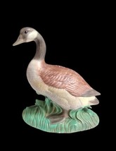 Vtg Hand Painted Chalkware Plaster 8.75&quot; Canadian Goose Figurine Statue 3+ Lbs - £19.89 GBP