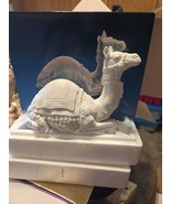 Vintage Avon White Porcelain Nativity Camel Figurine 1984 Original Box a... - $204.52 MXN