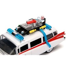 1959 Cadillac Ambulance Ecto-1 White &quot;Ghostbusters&quot; Movie &quot;Hollywood Rides&quot; S... - £38.01 GBP