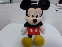 micky mouse plush stuffed. Read Description.  - $110.72 MXN