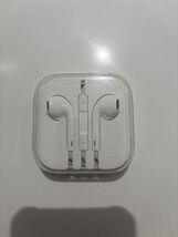 New Original OEM Apple iPhone Wired 3.5mm Headset Earbud Headphones - $10.95