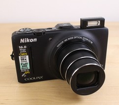 Nikon Coolpix S9300 16.0MP Digital Camera w/Battery Charger, 64GB Card **Issues - £55.21 GBP